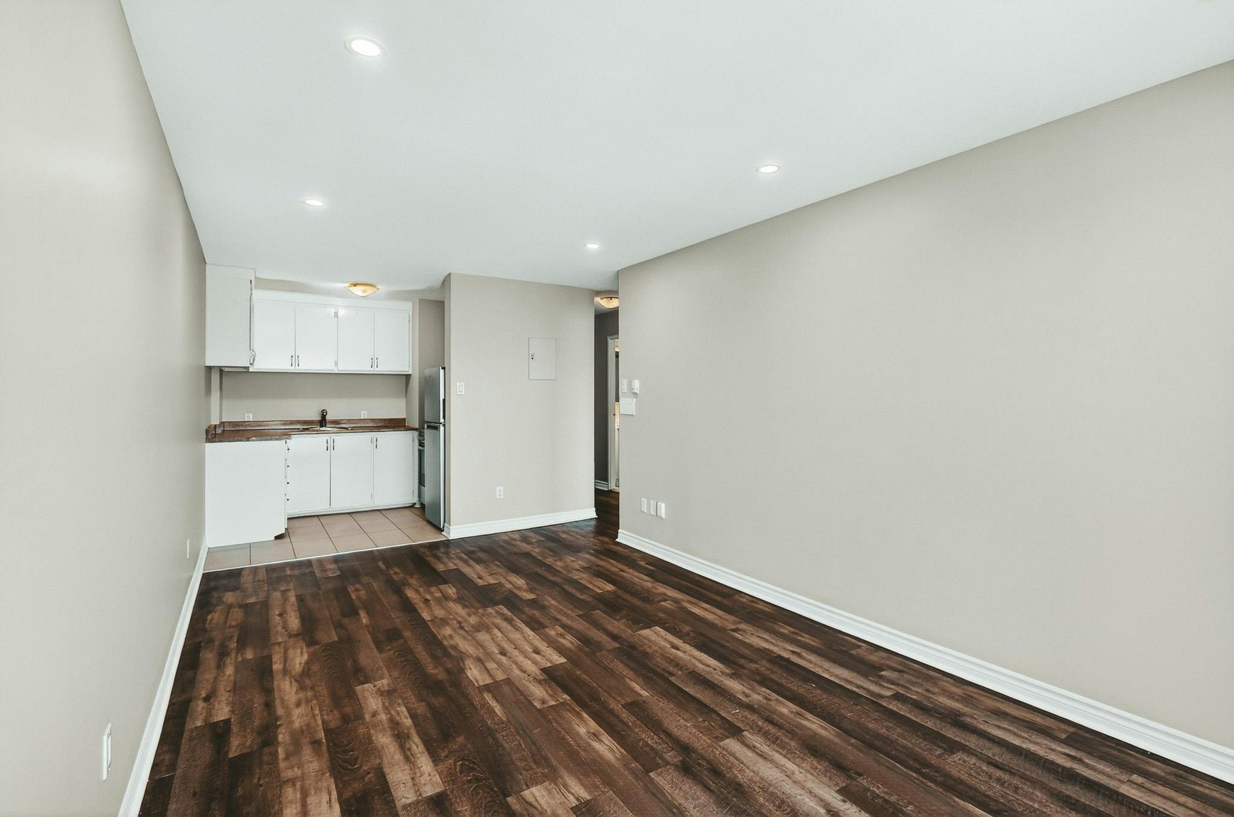 608 - 1111-1111 Mistral Rue, Montréal, QC, H2P 2X6 - 13
