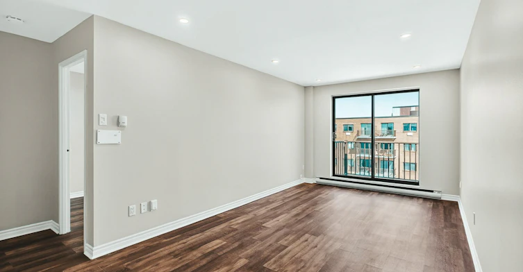 608 - 1111-1111 Mistral Rue, Montréal, QC, H2P 2X6 - 12