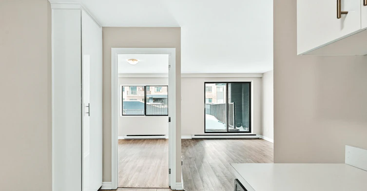 614 - 1111-1111 Mistral Rue, Montréal, QC, H2P 2X6 - 16