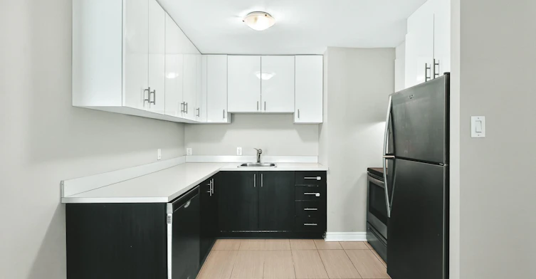 614 - 1111-1111 Mistral Rue, Montréal, QC, H2P 2X6 - 12