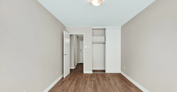 614 - 1111-1111 Mistral Rue, Montréal, QC, H2P 2X6 - 11