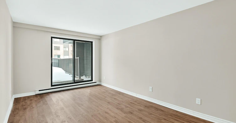 614 - 1111-1111 Mistral Rue, Montréal, QC, H2P 2X6 - 5