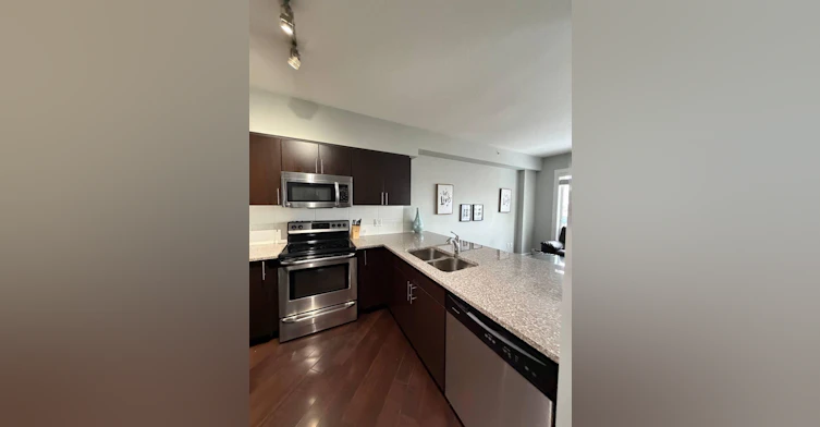 1201-10152 104 Street Northwest, Edmonton, AB, T5J 1A7