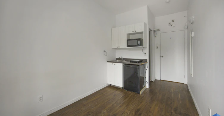 B5-28 Gatineau Avenue, Gatineau, QC, J8T 4J1 - 4