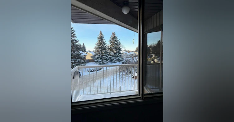 402-3404 18 Avenue Northwest, Edmonton, AB, T6L 3C2 - 4