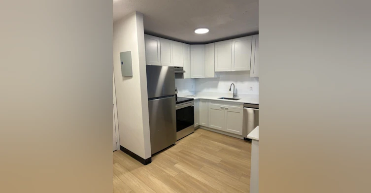402-3404 18 Avenue Northwest, Edmonton, AB, T6L 3C2