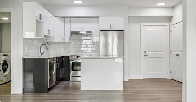 823 Daniels Way Southwest, Edmonton, AB, T6W 4T7 - 2