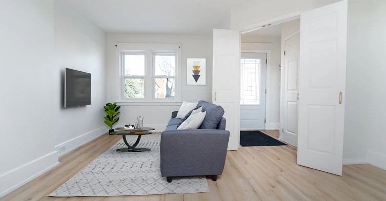 2A-572 Chapel Street, Ottawa, ON, K1N 7Z8