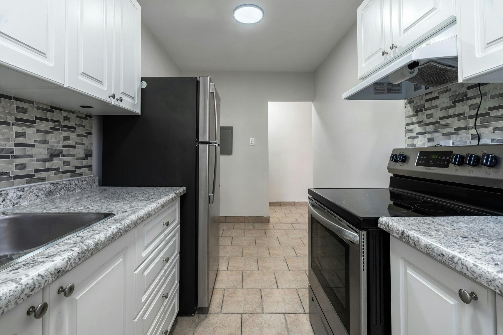 702-45 Charlton Avenue West, Hamilton, ON, L8P 2C2 - 5
