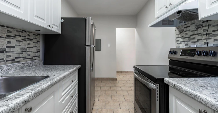 702-45 Charlton Avenue West, Hamilton, ON, L8P 2C2 - 5