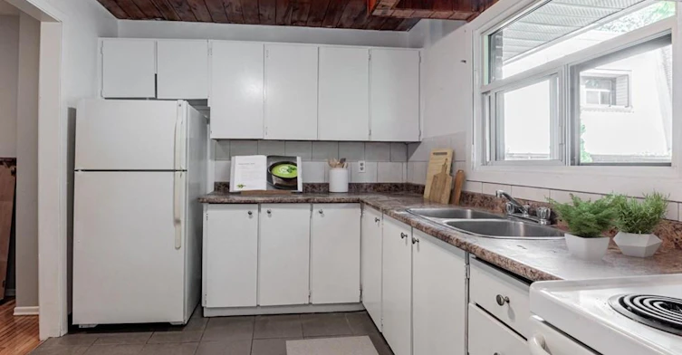 1100 Hilliard Street, Peterborough, ON, K9H 5S2