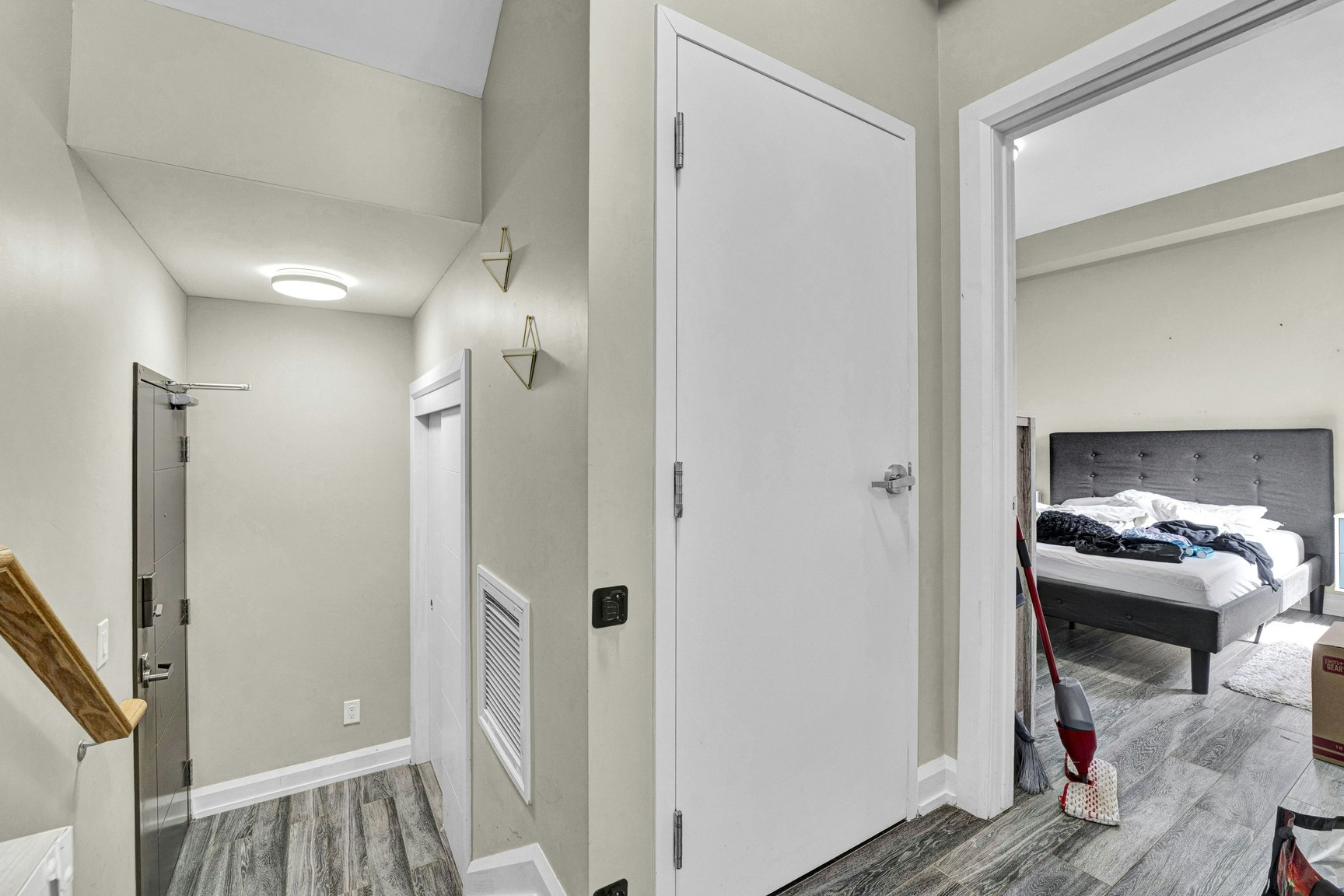 8-59 Russell Avenue, Ottawa, ON, K1N 7W9 - 8