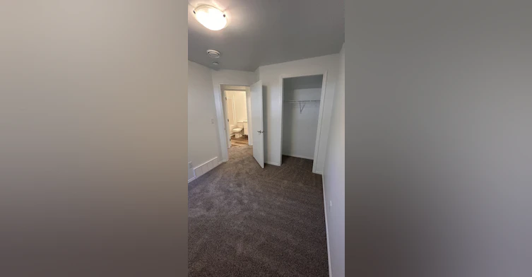 12420 76 Street Northwest, Edmonton, AB, T5B 2E7 - 21