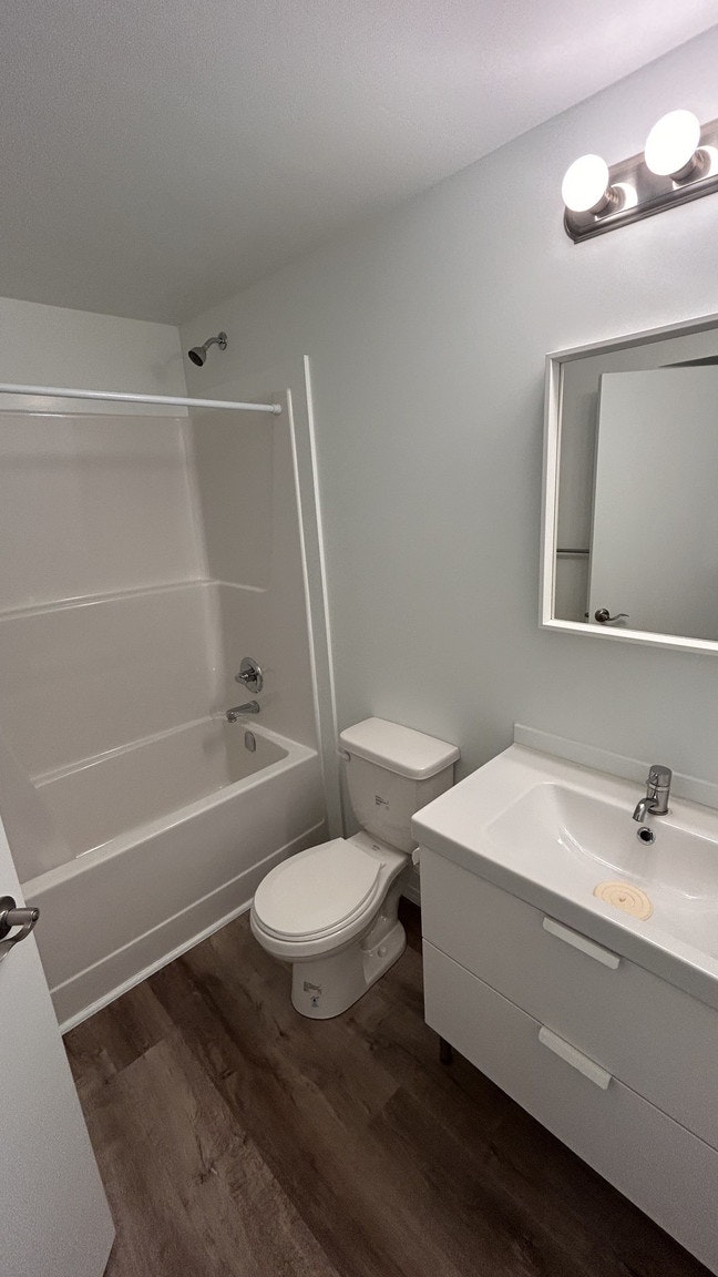 12420 76 Street Northwest, Edmonton, AB, T5B 2E7 - 16