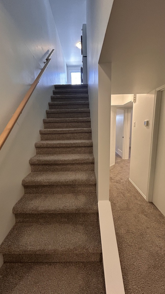 12420 76 Street Northwest, Edmonton, AB, T5B 2E7 - 14