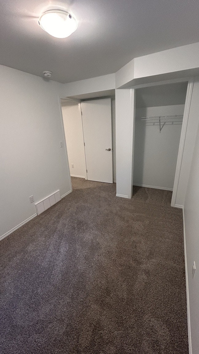 12420 76 Street Northwest, Edmonton, AB, T5B 2E7 - 13