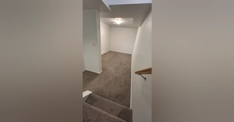 12420 76 Street Northwest, Edmonton, AB, T5B 2E7 - 10
