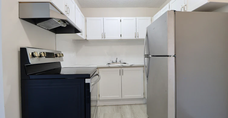 163 Maclaren Street, Ottawa, ON, K2P 0K8 - 6