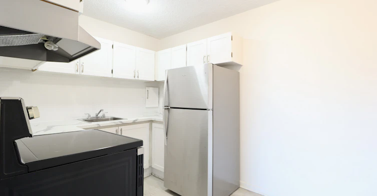 163 Maclaren Street, Ottawa, ON, K2P 0K8 - 6