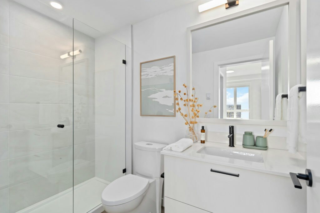 314-325 Royal Common, Colwood, BC, V9C 0L8 - 6
