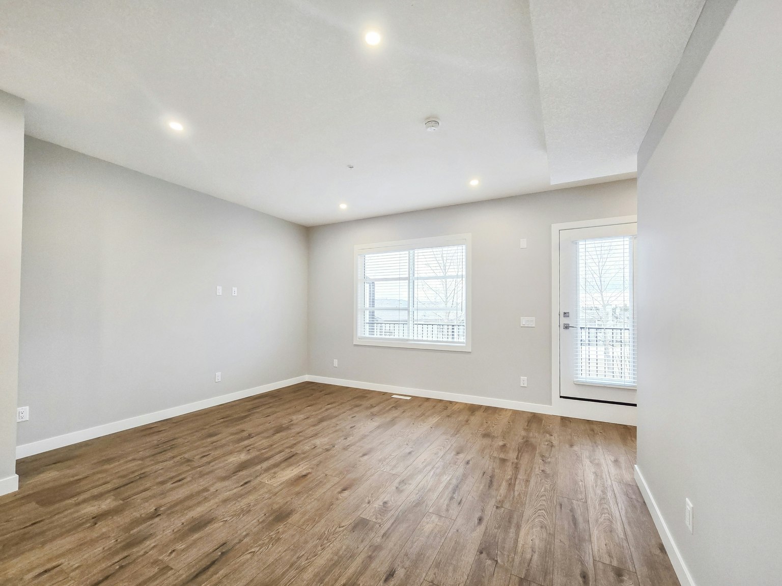 141 Prince Courtunit, Rural Rocky View County, AB, T1X 3J3 - 6