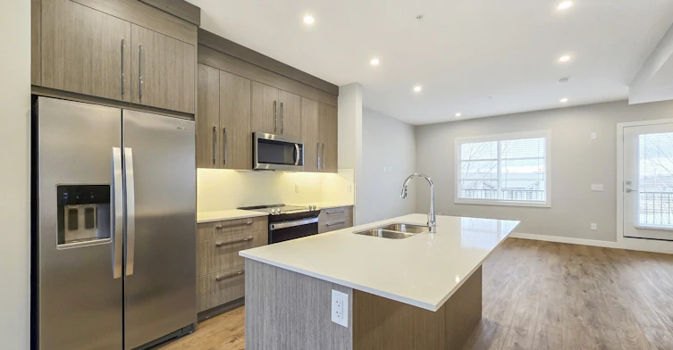 141 Prince Courtunit, Rural Rocky View County, AB, T1X 3J3 - 2