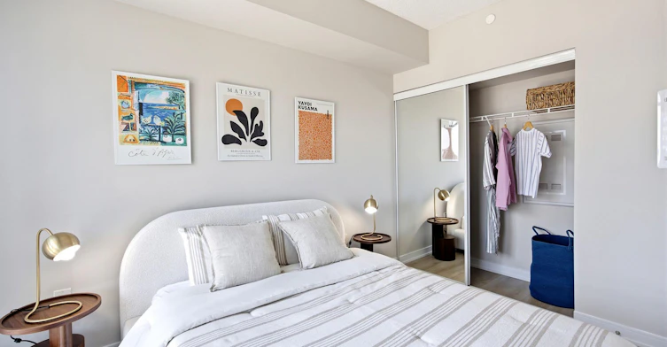 0402-570 Bay Street, Toronto, ON, M5G 0B2 - 8