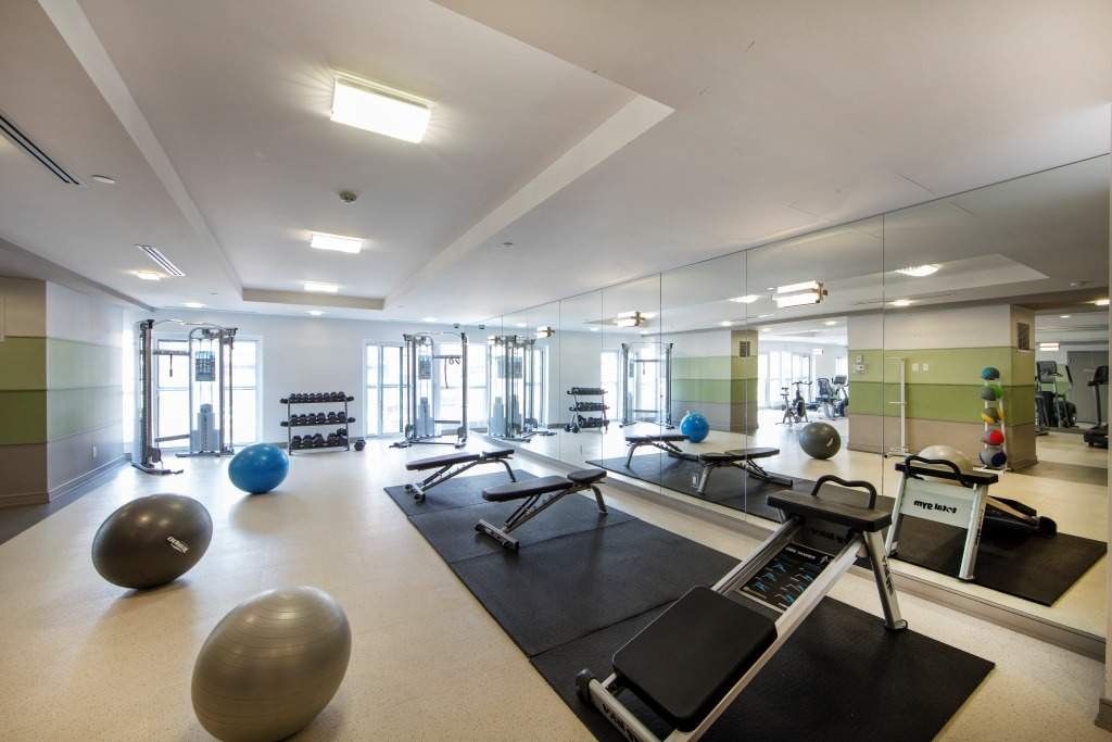 0811-570 Bay Street, Toronto, ON, M5G 0B2 - 25