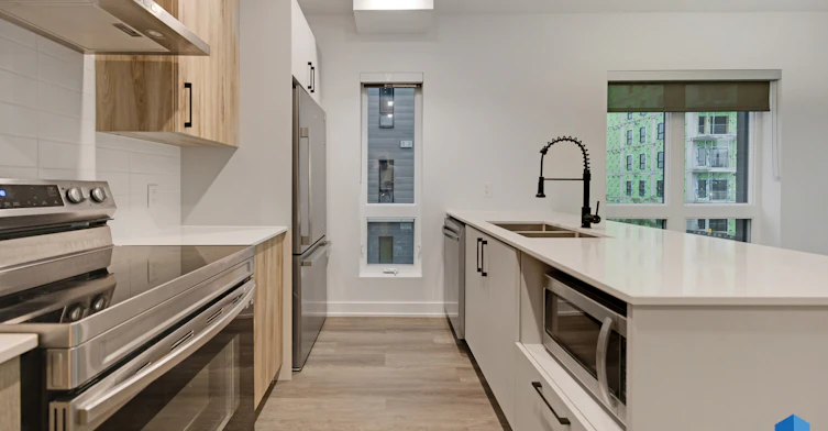 310-94 De La Fabrique Rue, Gatineau, QC, J9J 0G6 - 2