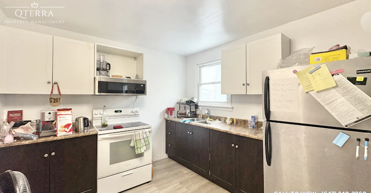 4-210 Armstrong Street, Ottawa, ON, K1Y 2W4 - 2