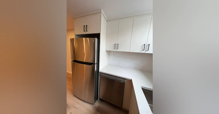 2-10504 151 Street Northwest, Edmonton, AB, T5P 1V3 - 4
