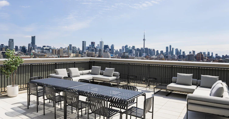 1702A-748 Bathurst Street, Toronto, ON, M5S 2R6 - 17