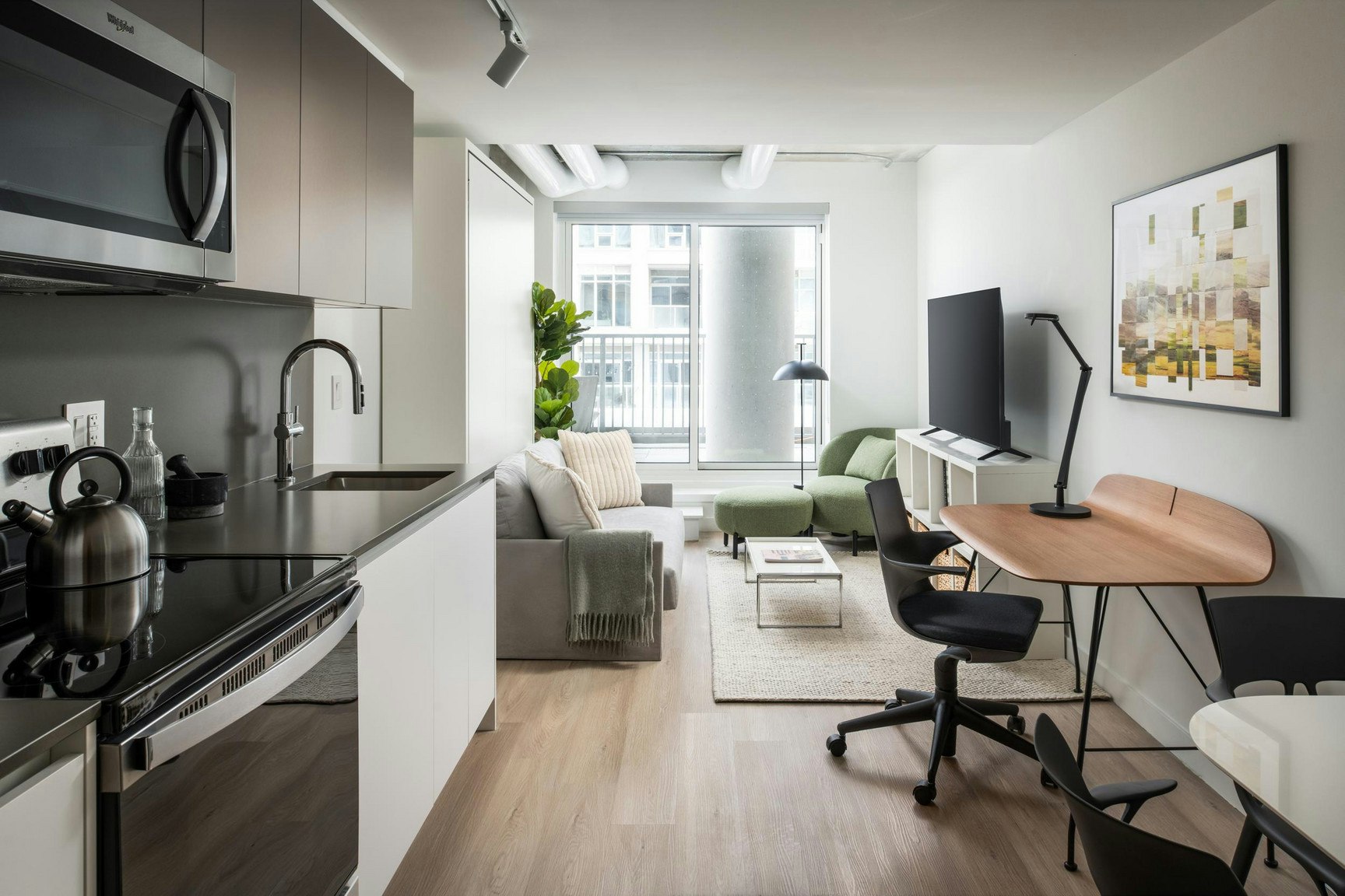 762-518-748 Bathurst Street, Toronto, ON, M5S 2R6 - 2