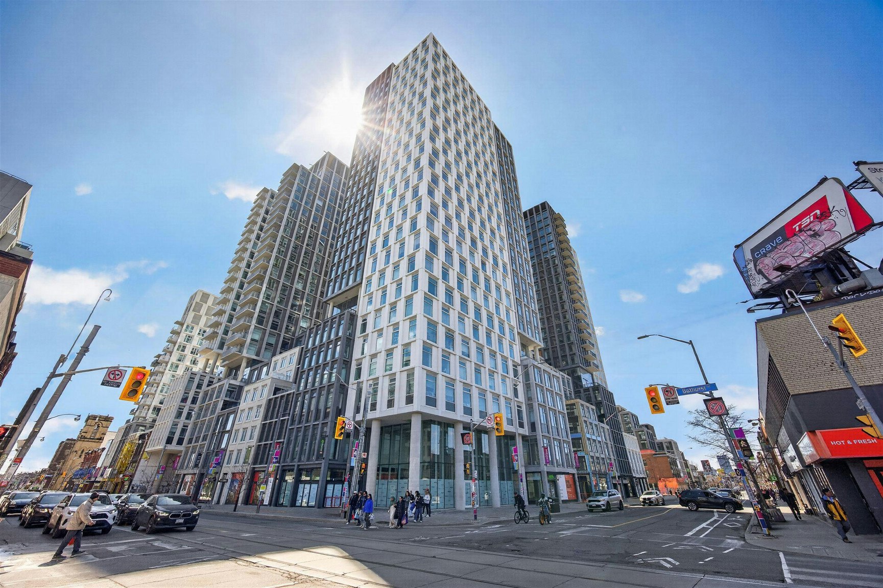 589-0608-748 Bathurst Street, Toronto, ON, M5S 2R6 - 18
