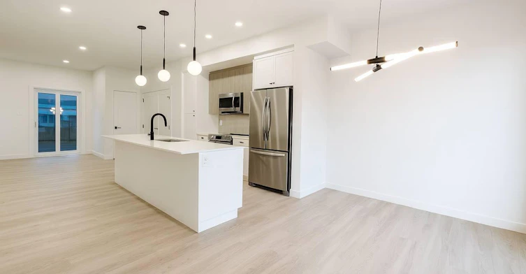 1-8902 154 Street, Edmonton, AB, T5R 1S8 - 3
