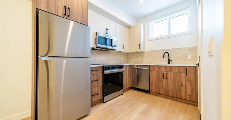 Bowness Peaks 1 Bed 1 Bath -6420 Bowwood Drive Northwest, Calgary, AB, T3B 2G6 - 2
