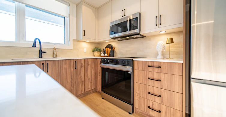 Bowness Peaks 3 Bed 2.5 Bath Townhome-6420 Bowwood Drive Northwest, Calgary, AB, T3B 2G6 - 6