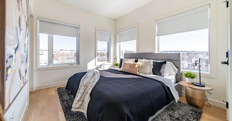 Bowness Peaks 3 Bed 2.5 Bath Townhome-6420 Bowwood Drive Northwest, Calgary, AB, T3B 2G6 - 12