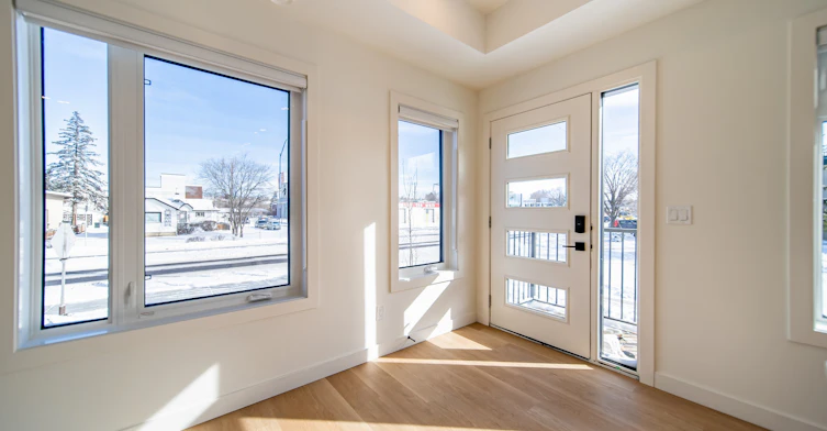 Bowness Peaks 3 Bed 2 Bath Townhome -6420 Bowwood Drive Northwest, Calgary, AB, T3B 2G6 - 2