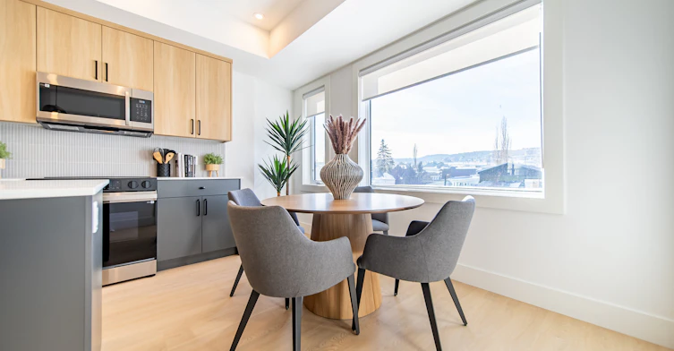 Bowwood Block 3 Bed 2.5 Bath Townhome-6420 Bowwood Drive Northwest, Calgary, AB, T3B 2G6 - 6