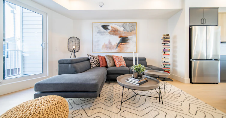 Bowwood Block 3 Bed 2.5 Bath Townhome-6420 Bowwood Drive Northwest, Calgary, AB, T3B 2G6 - 9
