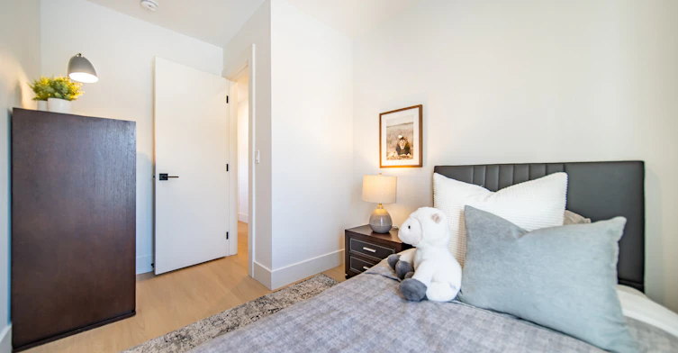 Bowwood Block 3 Bed 2.5 Bath Townhome-6420 Bowwood Drive Northwest, Calgary, AB, T3B 2G6 - 20