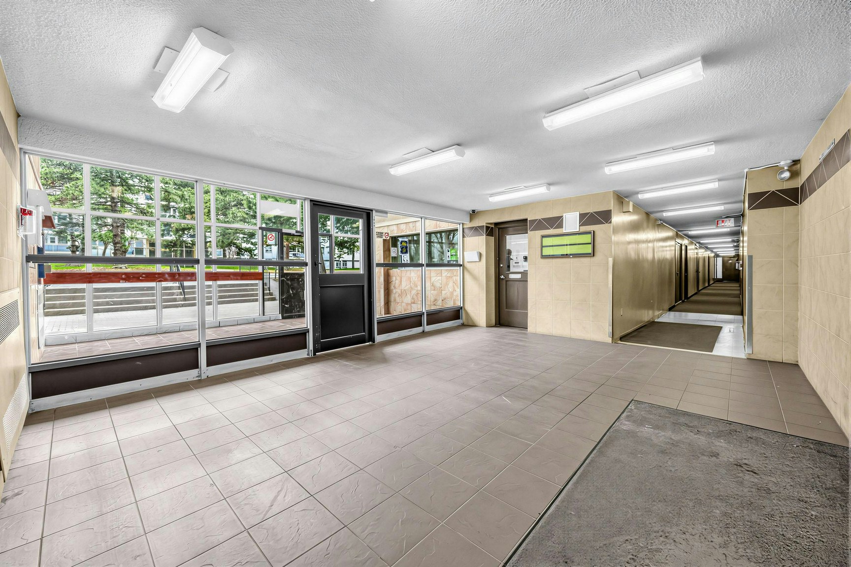 3950 Lawrence Avenue East, Toronto, ON, M1G 1R8 - 23