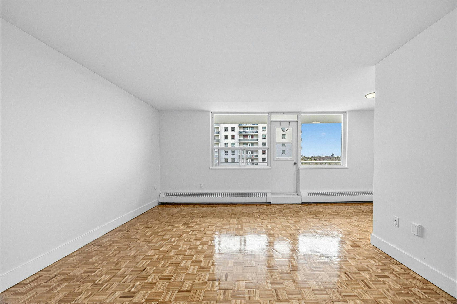 3950 Lawrence Avenue East, Toronto, ON, M1G 1R8 - 11