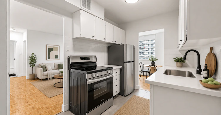 3950 Lawrence Avenue East, Toronto, ON, M1G 1R8 - 3