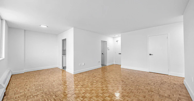 3950 Lawrence Avenue East, Toronto, ON, M1G 1R8 - 12