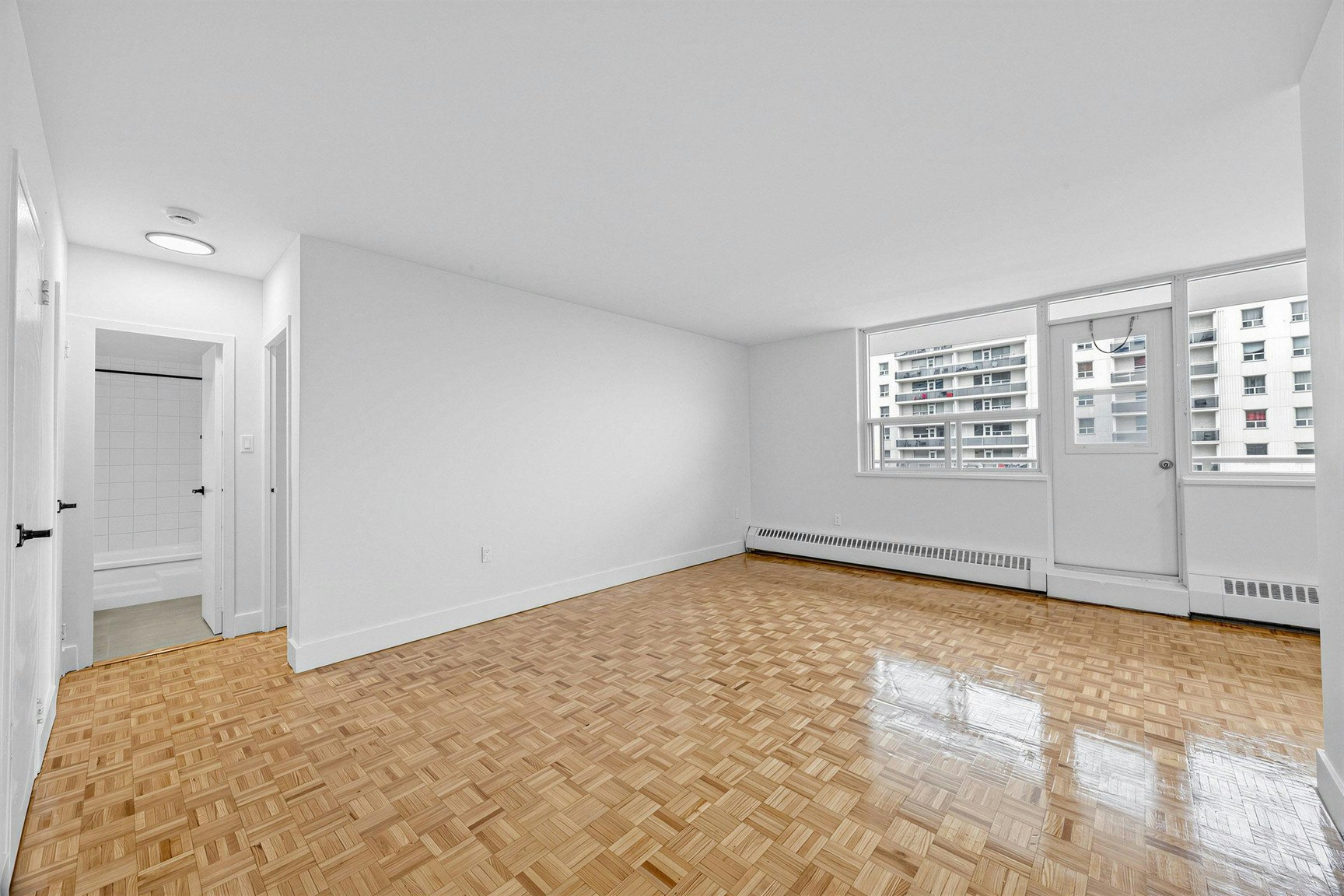 3950 Lawrence Avenue East, Toronto, ON, M1G 1R8 - 10