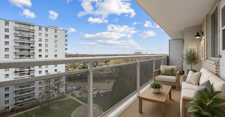 3950 Lawrence Avenue East, Toronto, ON, M1G 1R8 - 8