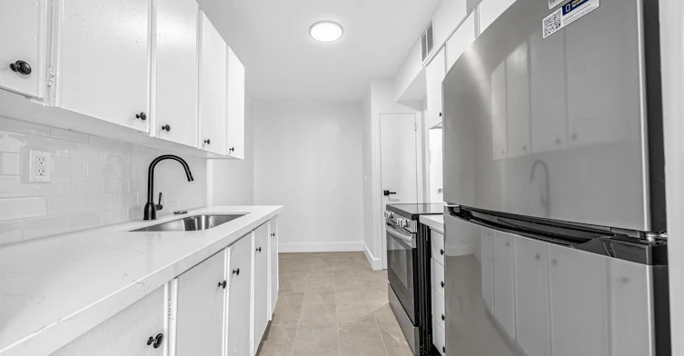 3950 Lawrence Avenue East, Toronto, ON, M1G 1R8 - 13