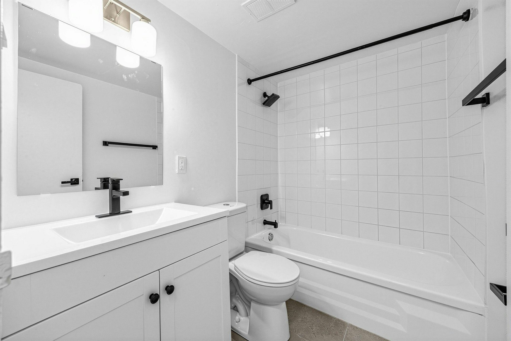 3950 Lawrence Avenue East, Toronto, ON, M1G 1R8 - 18